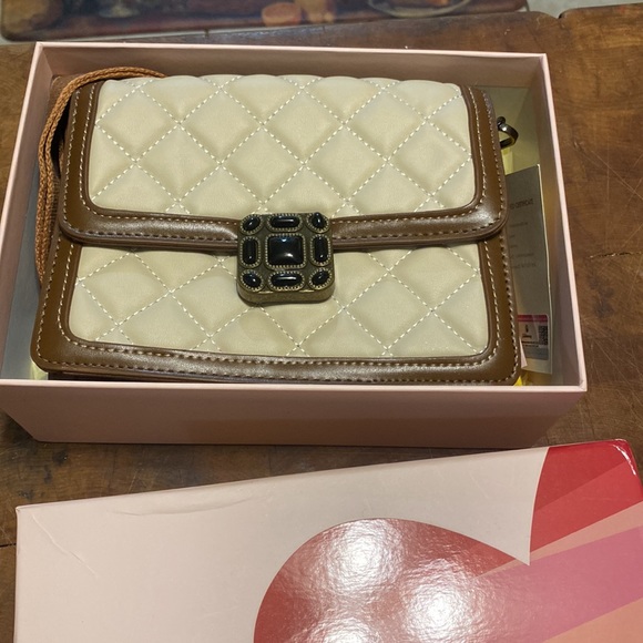 Siihenrry see thru flower socks and pocket book - Picture 8 of 12